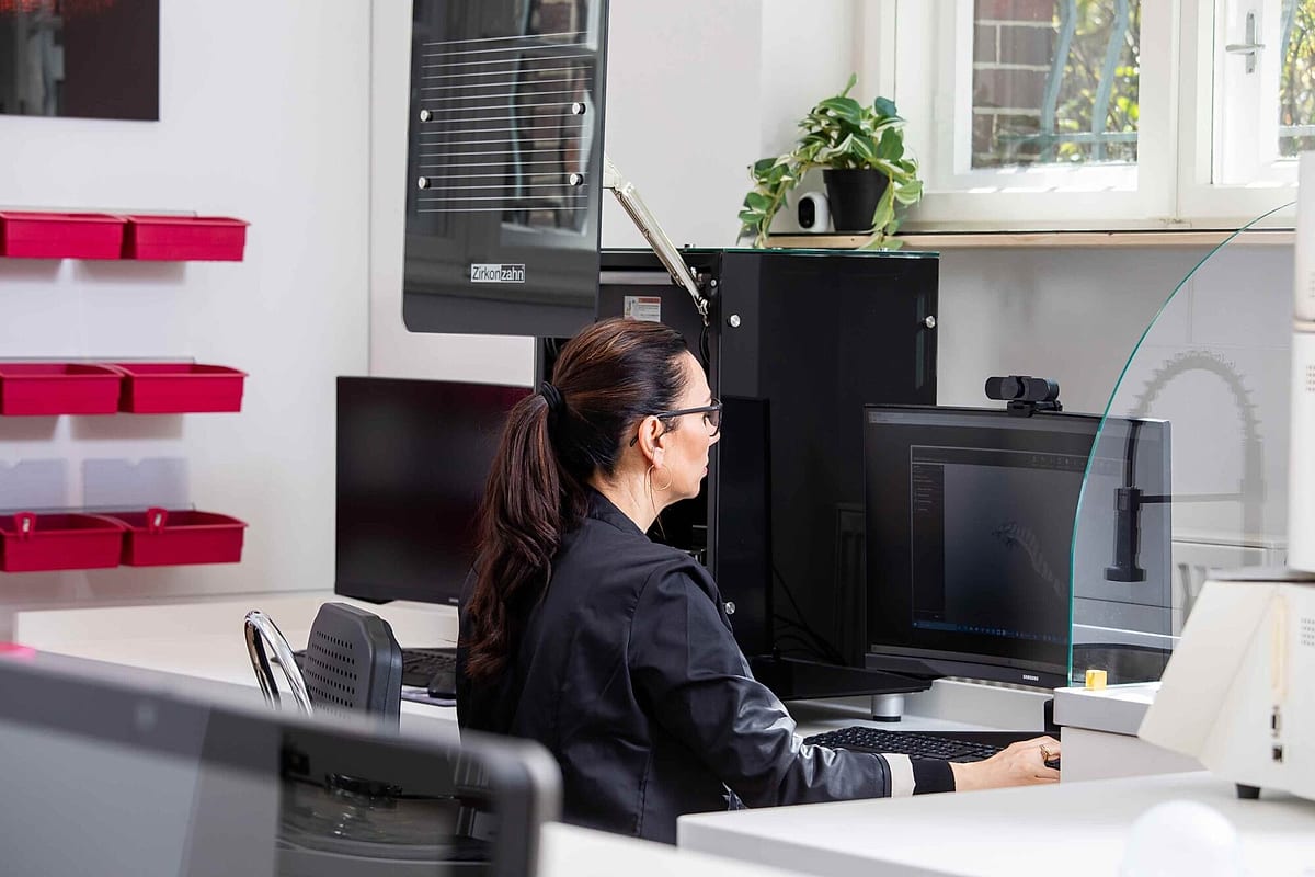 Digitaler CAD-Design-Workflow am Bildschirm